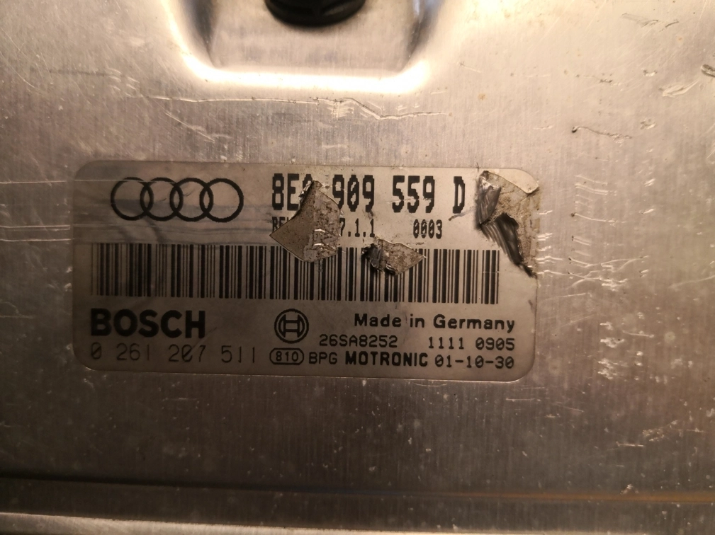 0261207511 0261207794 8E0909559E 8E0909559D 1037367215 ME7.1.1 Audi A4 3.0i ATgearbox FULL.rar