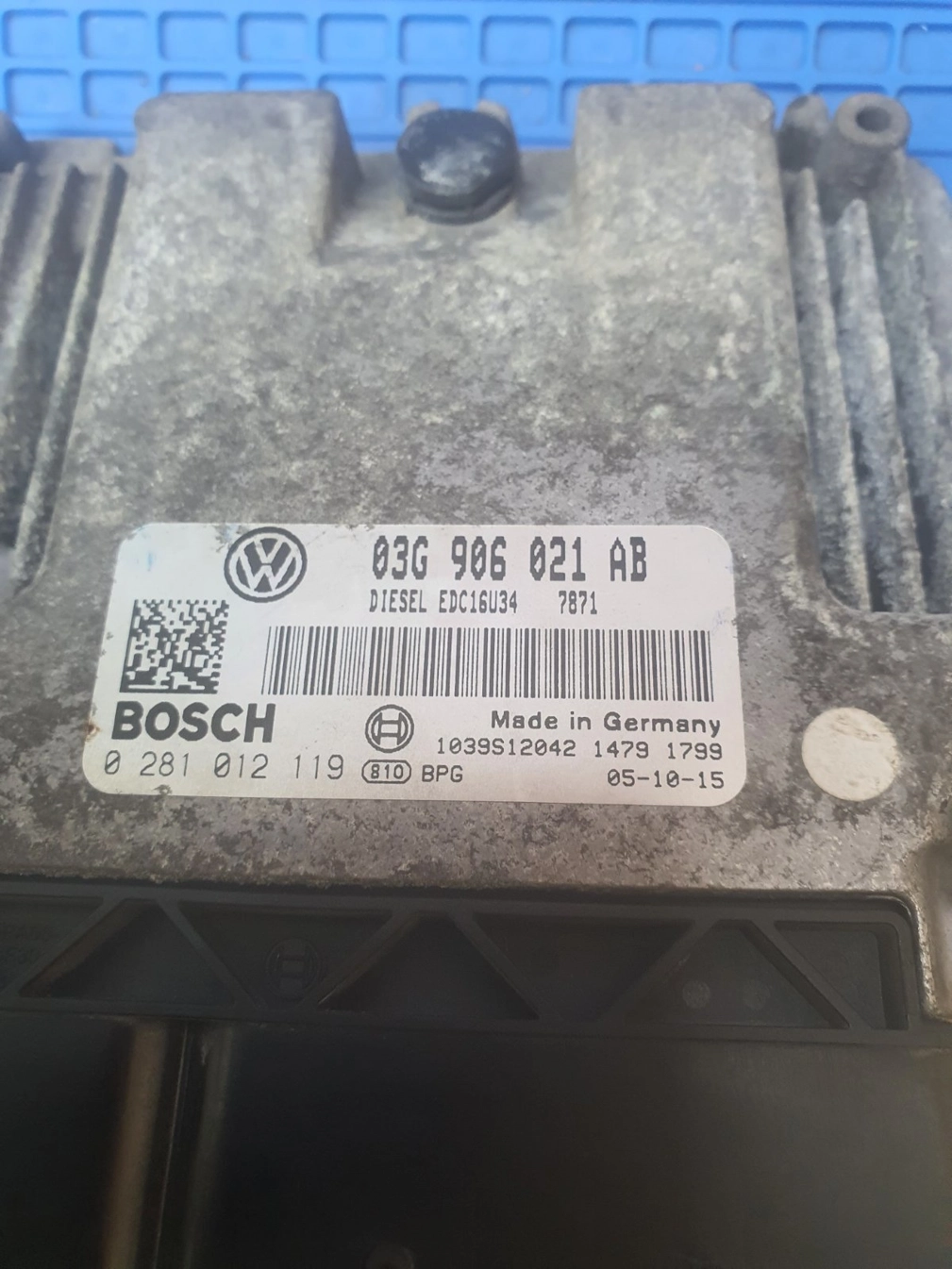 0281012119 03G906021AB 1037389290 EDC16U34 VW PASSAT B6 1.9TDI 2005Y MTgearbox BENCH FULL.7z
