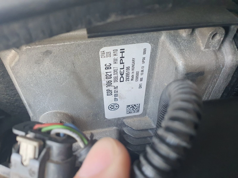 03P906021BC 9979 28395196 HW H10 DCM3.7 SEAT IBIZA 1.2TDI 2013Y MTgearbox PCM OBD.7z