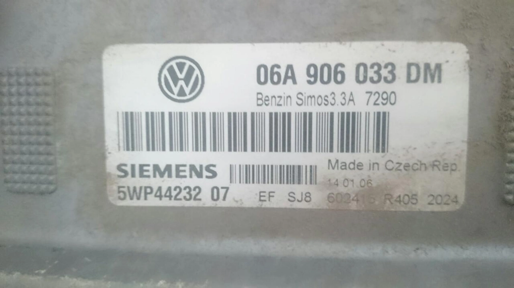 5WP44232 06A906033DM Simos3.3A Skoda 1.6i FLASH.rar