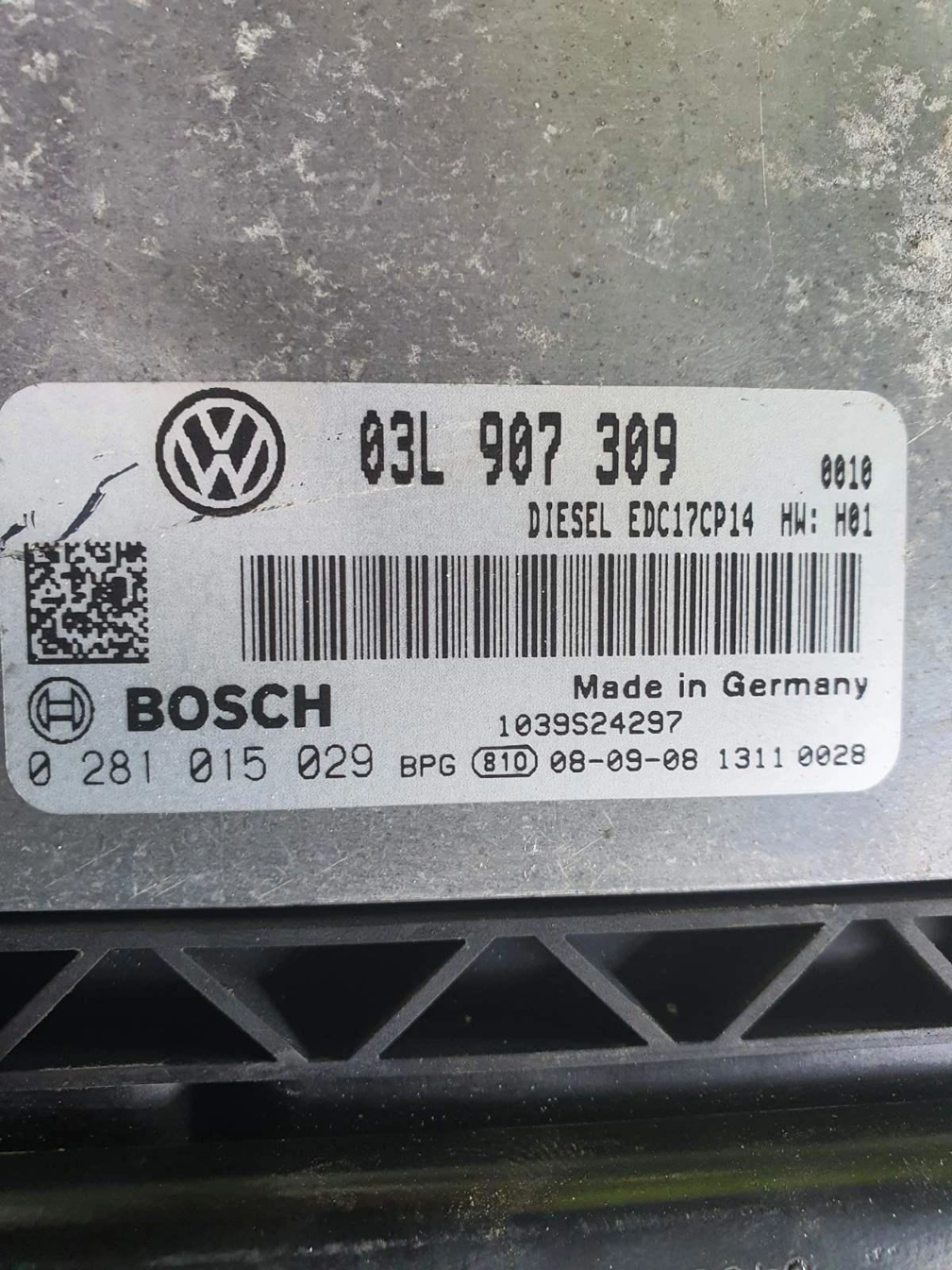 0281015029 03L907309 1037564205 HW H01 0010 EDC17CP14 VW PASSAT 2009Y 2.0TDI MTgearbox BENCH FULL.7z
