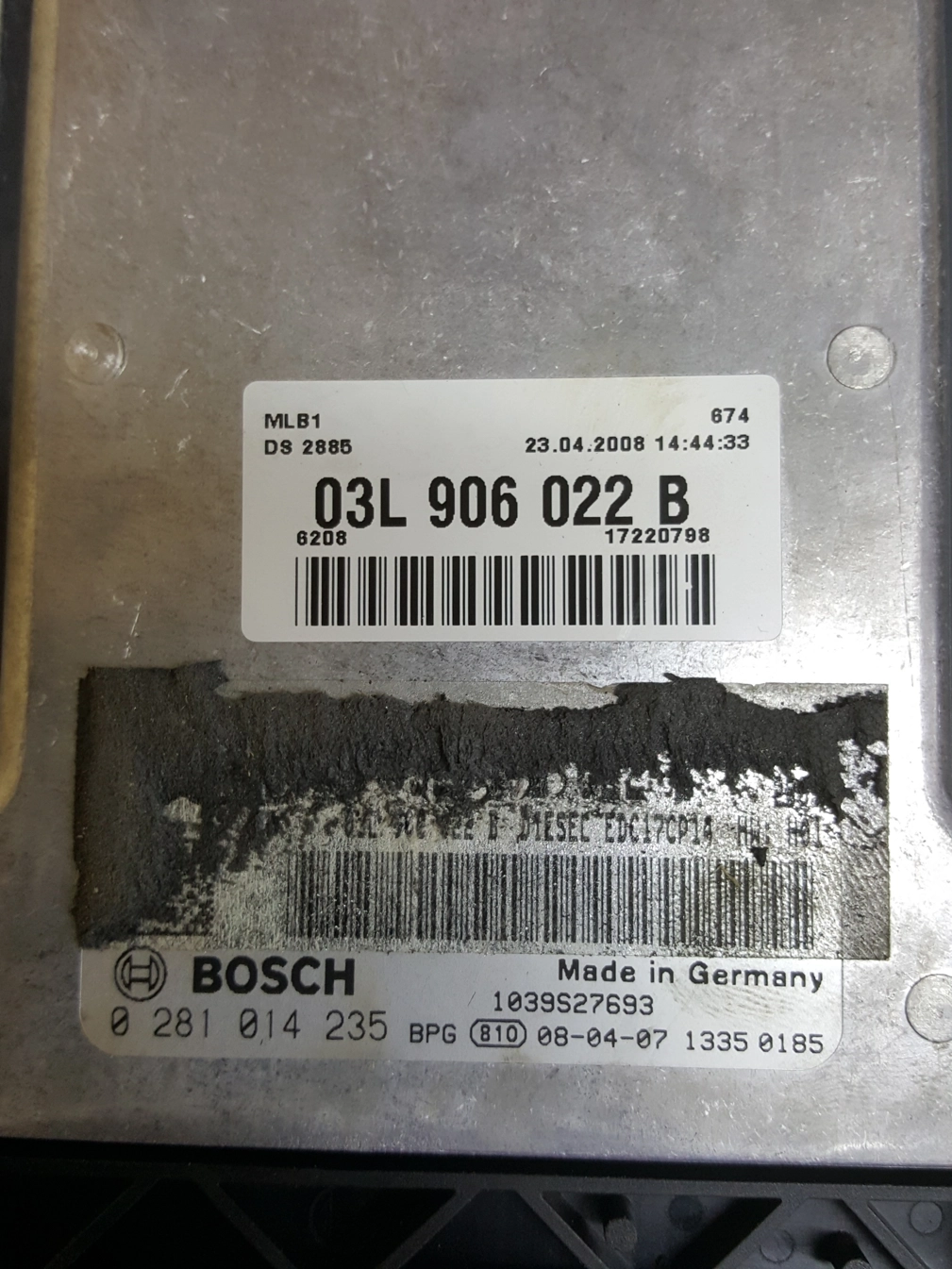 0281014235 03L906022B 1037563151 EDC17C14 AUDI A4 2008Y 2.0TDI 105KW MTgearbox FULL.rar