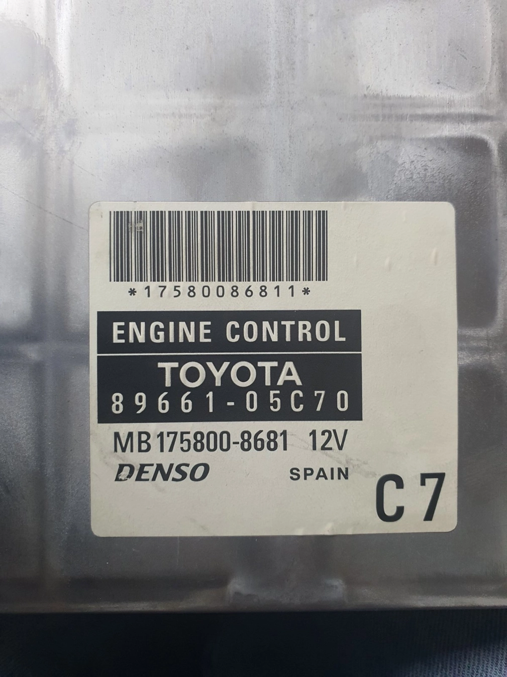 89663-05517 89661-05C70 MB175800-8681 DENSO TOYOTA AVENSIS 2.2D 2006Y ORI+noDPF MTgearbox FULL.7z