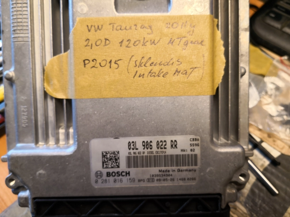 0281016159 03L906022RR 1037564174 EDC17CP14 VW TUAREG 2.0D 2011Y 120KW MTgearbox FULL.rar