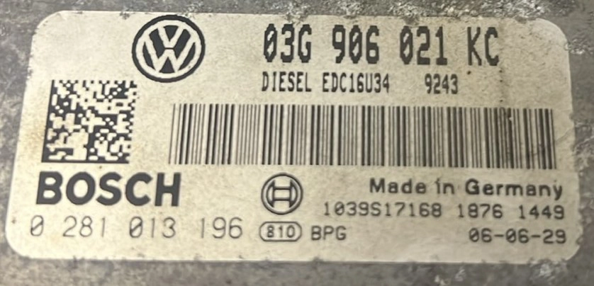 0281013196 03G906021KC 9243 1037382090 EDC16U34 VW TOURAN 1.9TDI 2007Y BENCH FULL.zip