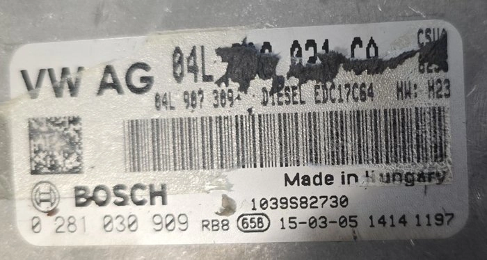 0281030909 04L906021CA 04L907309 8466 1037555240 1037548935 EDC17C64 AUDI A4 2.0TDI BENCH FULL.rar