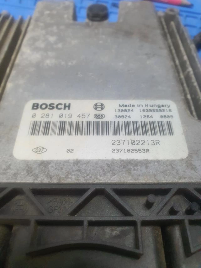 0281019457 237102213R 237102553R 1037526652 EDC17C42 DACIA SANDERO 1.5DCI 2013Y ORI+noDPF noEGR MTgearbox BENCH FULL.7z