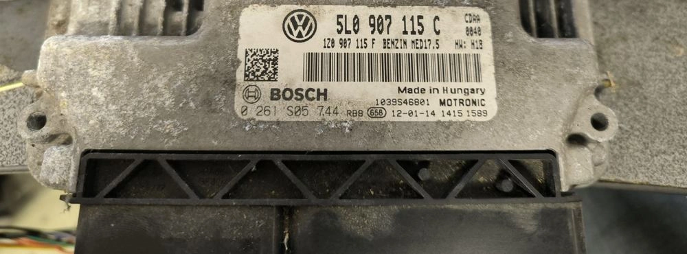 0261S05744 5L0907115C 1Z0907115F 1037514375 MED17.5 Skoda Yeti 1.8TSI CDAA Bench FULL.rar