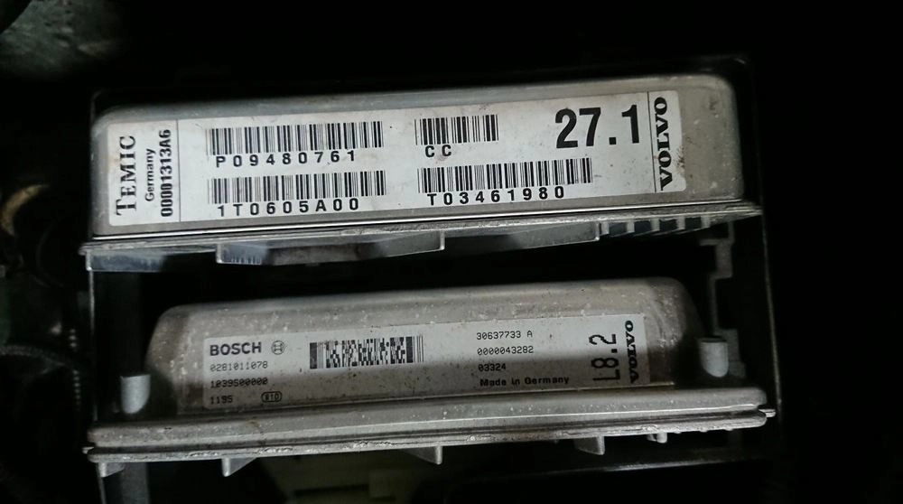 0281011078 30637733A 0000043282 03324 EDC15C11 Volvo XC90 LT 120kW ATgearbox ORI+noEGR st1 FULL.rar