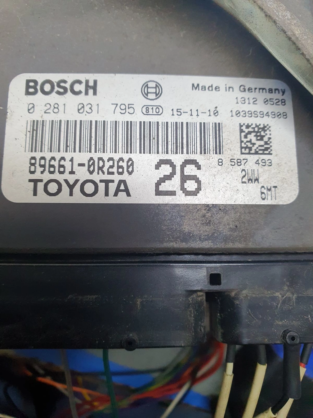 0281031795 89661-0R260 10SW004307 EDC17C73 TOYOTA RAV4 2.0D MTgearbox BENCH FULL.7z