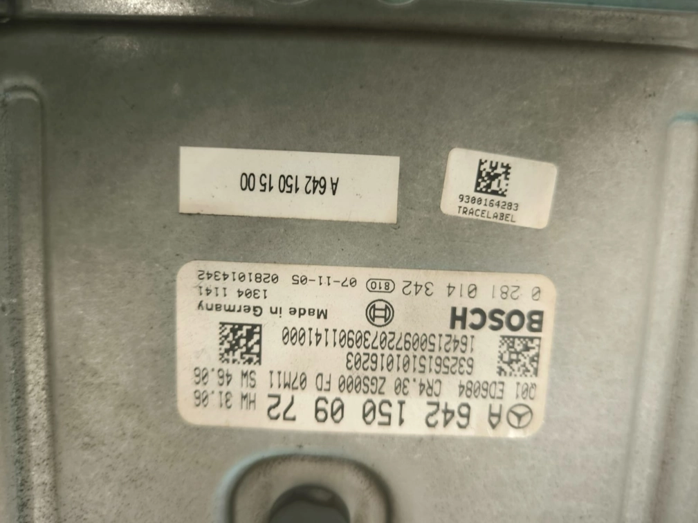 0281014342 A6421500972 CR40-64x-72T0-639-150kW-43-0AEF-03-IAS-002 ME8 1037501624 EDC16CP31 MB Viano 3.0CDI ATgearbox ORI+noDPF noEGR noFLAPS BENCH FULL.rar
