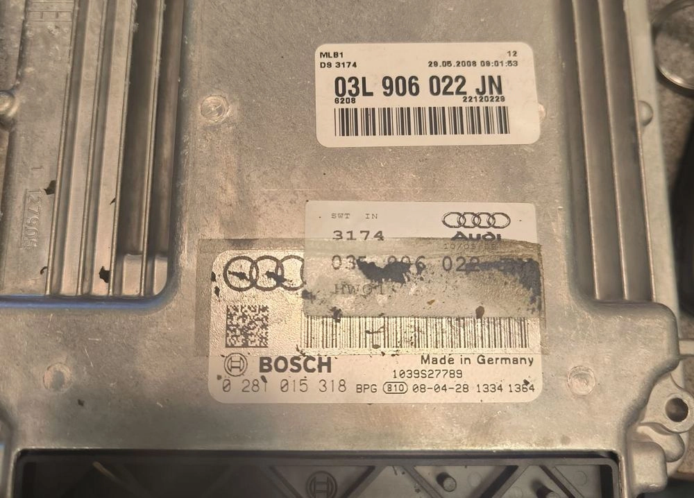 0281015318 03L906022JN 1037563700 EDC17CP14 Audi A4 2.0TDI 2009Y ATgearbox BENCH FULL.rar