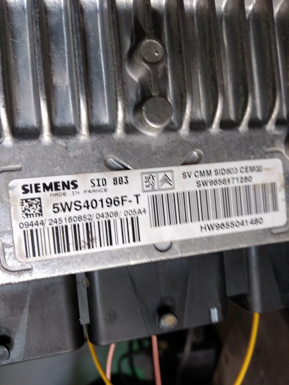 5WS40196F-T 9655041480 9663610680 PO000AA000000 SID803 Peugeot 407 2.0HDI 100KW BDM FULL.rar