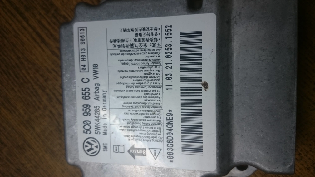 5C0959655C VW JETTA 2013 VW10 95640 CRASH+CLEAR SRS.rar