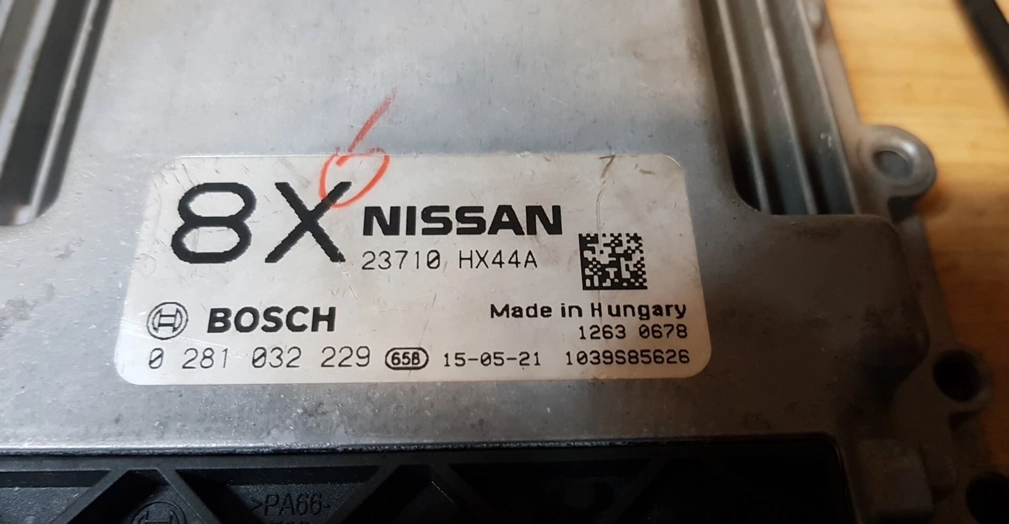 0281032229 23710HX44A 1037552698 EDC17C84 NISSAN Xtrail 1.6DCI 130HP BENCH FULL.rar