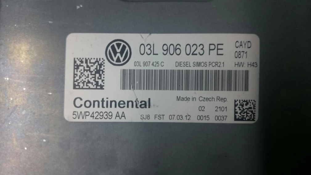 5WP42939AA 03L906023PE 03L907425C 0871 SM2F0L9500000 PCR2.1 VW Caddy 1.6TDI 75kW CAYD MTgearbox OBD.rar