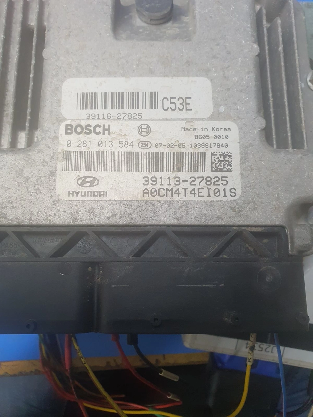 0281013584 39113-27285 A0CM4T4EI01S EDC16C39 HYUNDAI SANTAFE 2.2CRDI 2007Y ATgearbox BENCH FULL.7z