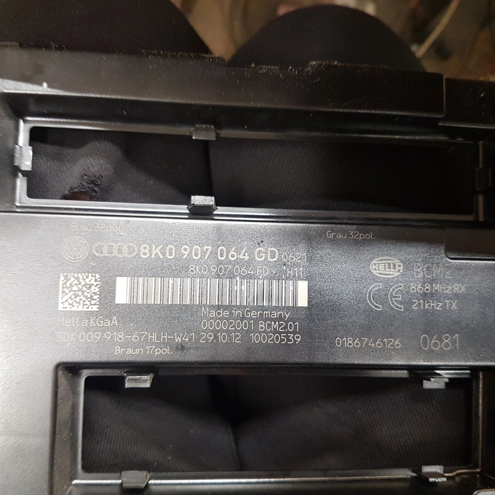 8K0907064GD BCM2 AUDI A4 2012Y D70F3634 FULL.rar